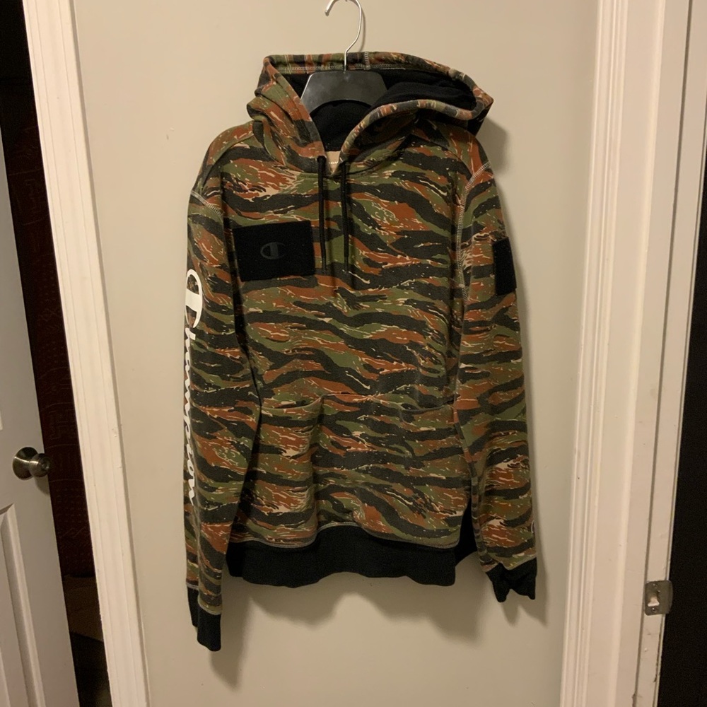Champion Black and Green Camo Hoodie C-lab gamer